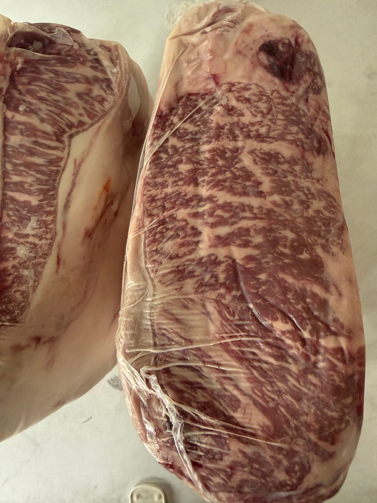 Wagyu x Holstein JAPANESE Crossbreed Striploin (1 x 12oz)