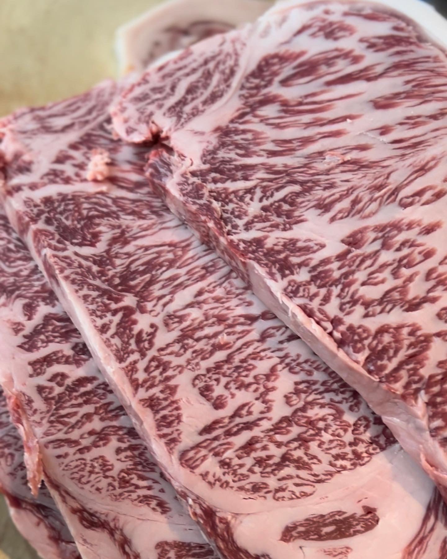 Mizusako A4 Wagyu / A5 Wagyu strip (boneless) 2x12oz or 2x24oz (Beefy Flavor) - PursuitFarms